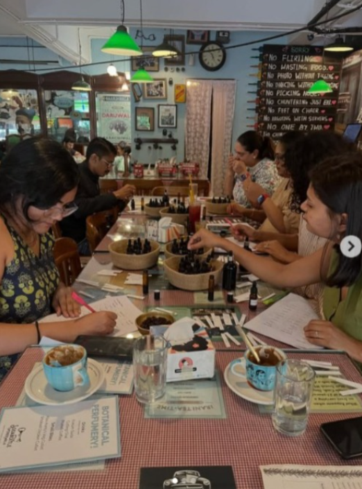 Craft your signature botanical perfume by Kimaya Blends